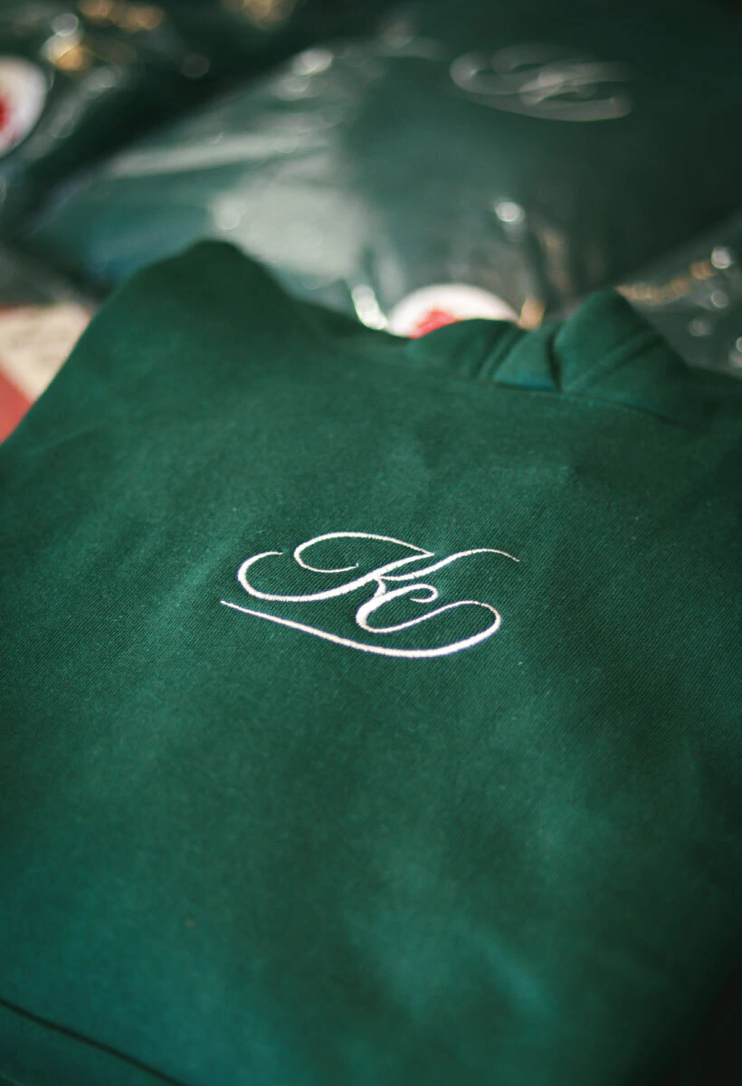 2-slide-1761931310372-79941673-f3a28cfeef3b6251e9b525cad0a1647a1761931311-1024-1024