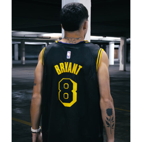 Camiseta Lakers Mamba Edition // Nº8 Kobe Bryant