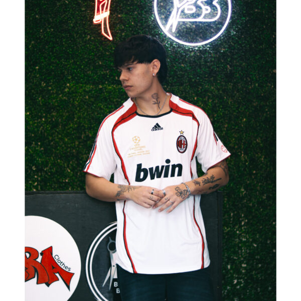 Camiseta Milan Suplente // Temporada 06/07