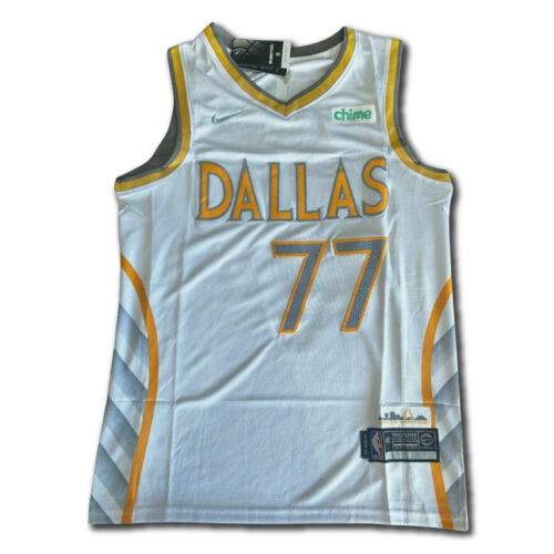 Camiseta Dallas Mavericks // Nº77 Doncic