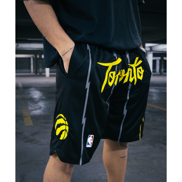 Short-Toronto-3 Short Toronto