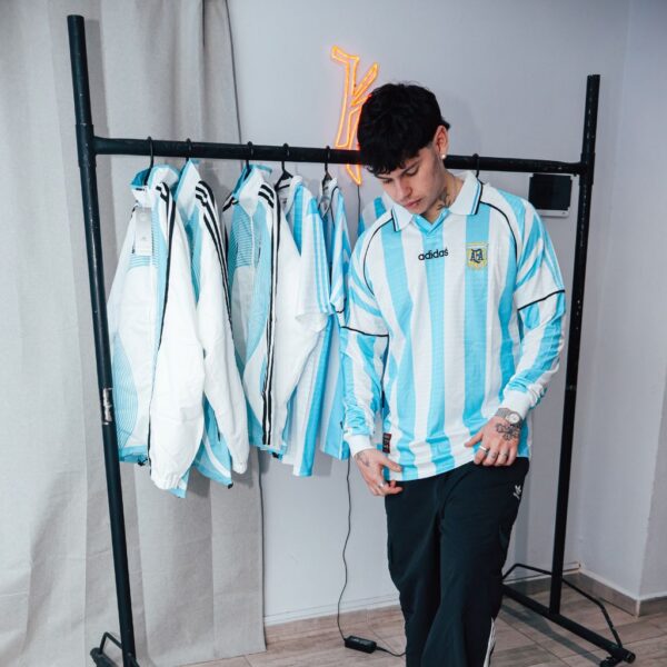 Untitled design (4) Camiseta Argentina 94 Manga Larga